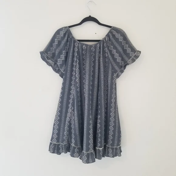 Easel BOHO Blue & White Flowy Tunic Dress Size Medium - Picture 2 of 9